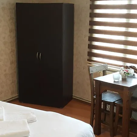 Halikarnas Ada Butik Otel אדאלר