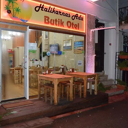 Halikarnas Ada Butik Otel * אדאלר