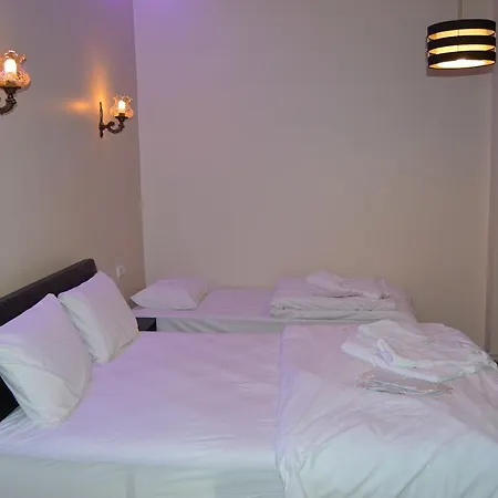 Halikarnas Ada Butik Otel אדאלר