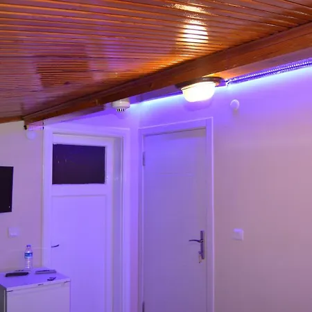 בית הארחה Halikarnas Ada Butik Otel